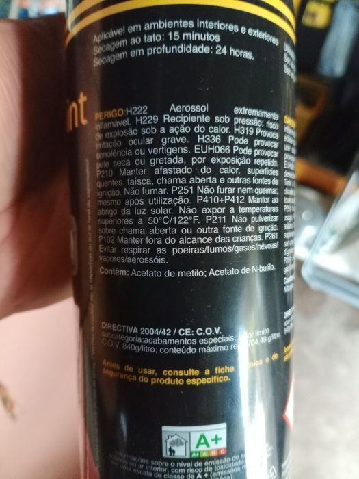 Spray branco brilhante