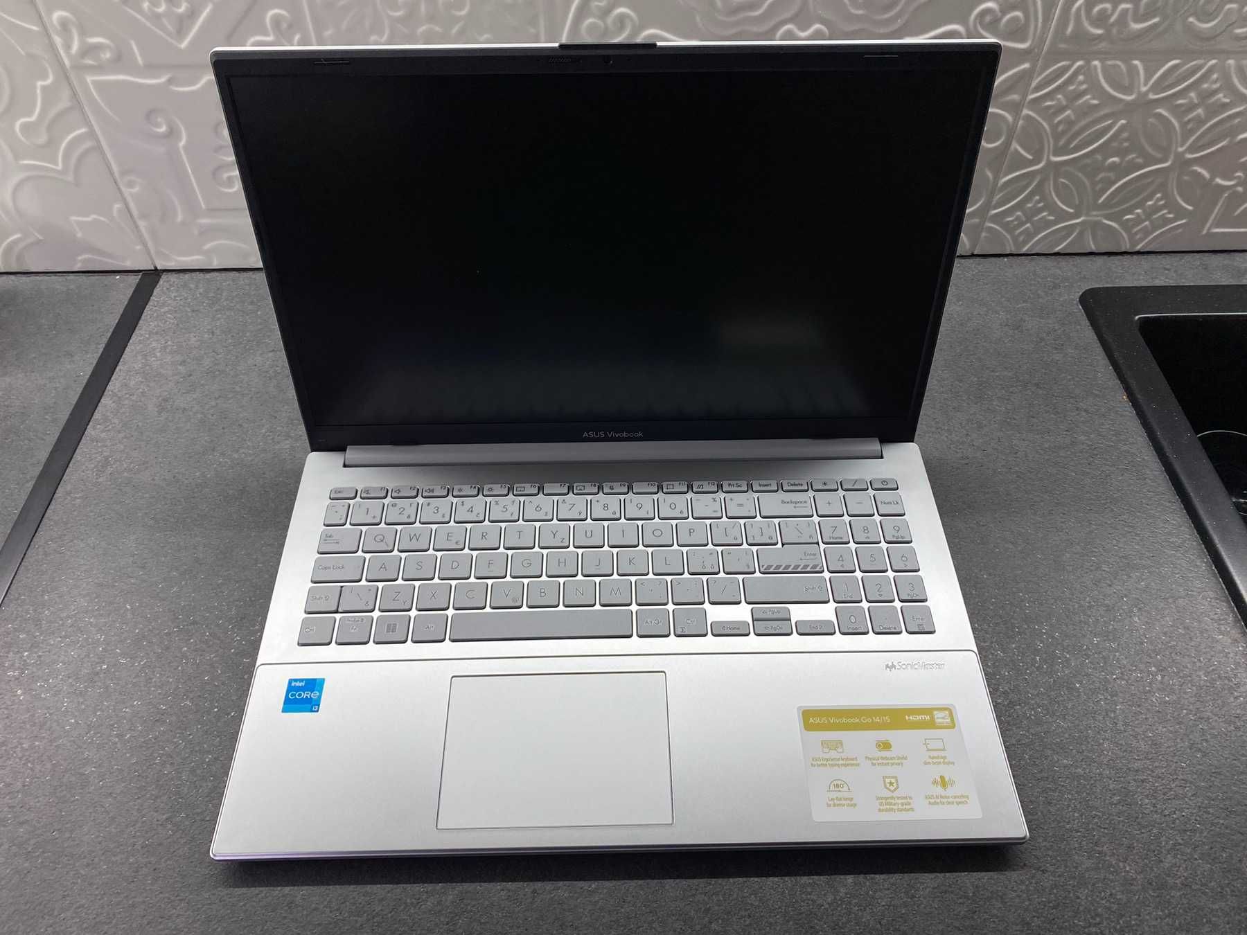 ASUS VivoBook Go 15 E1504GA