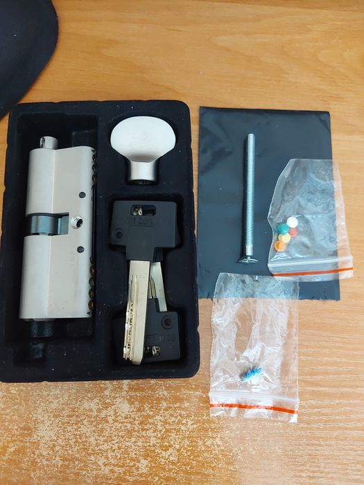 Wkładka Mul-T-Lock  40/35G z gałką max 6 security