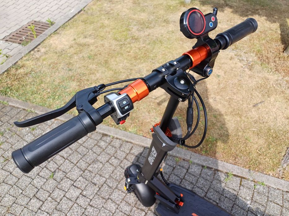 Nowa Duża Terenowa 800W 45km/h Hulajnoga Elektryczna 60km Mocna