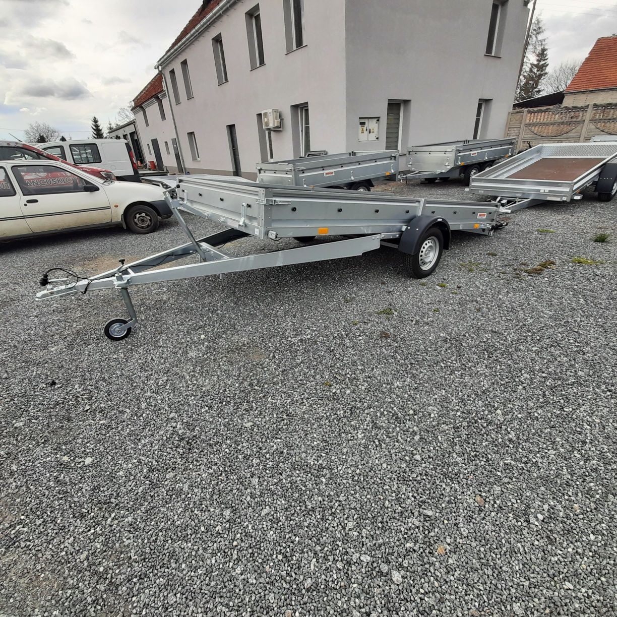 Przyczepa   laweta neptun  N7-380 m18r Dmc 750kg