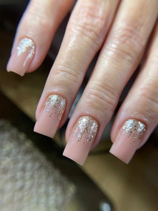 Манікюр. Нарощення. Нігті