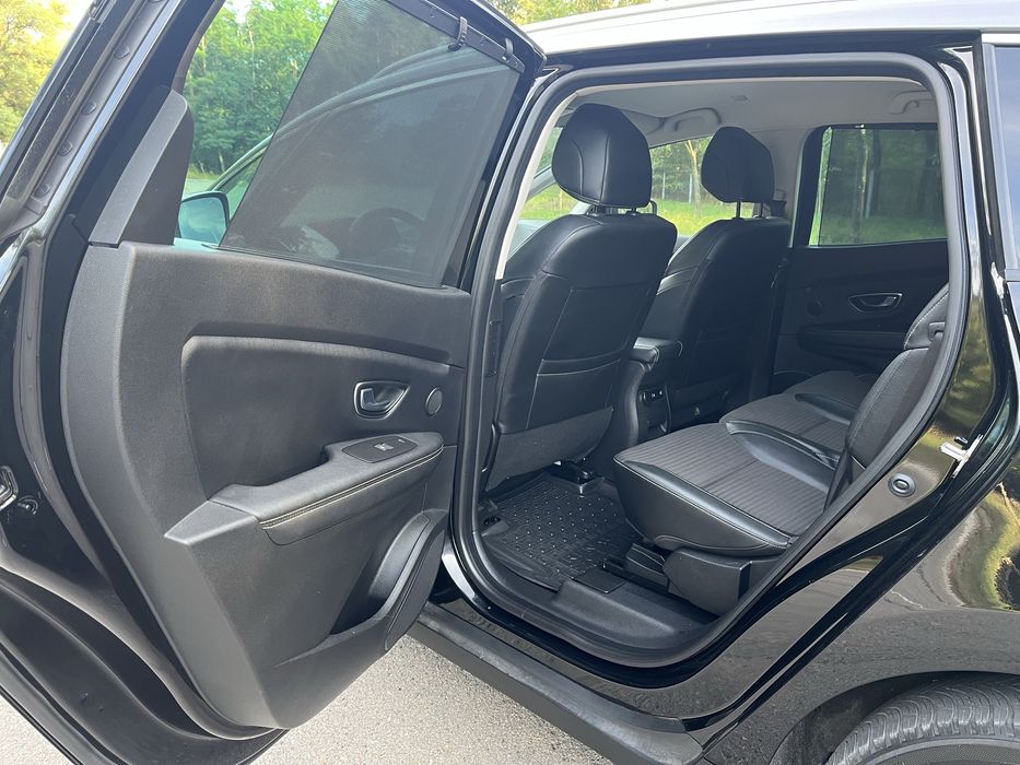 Рено Гранд Сценік 4