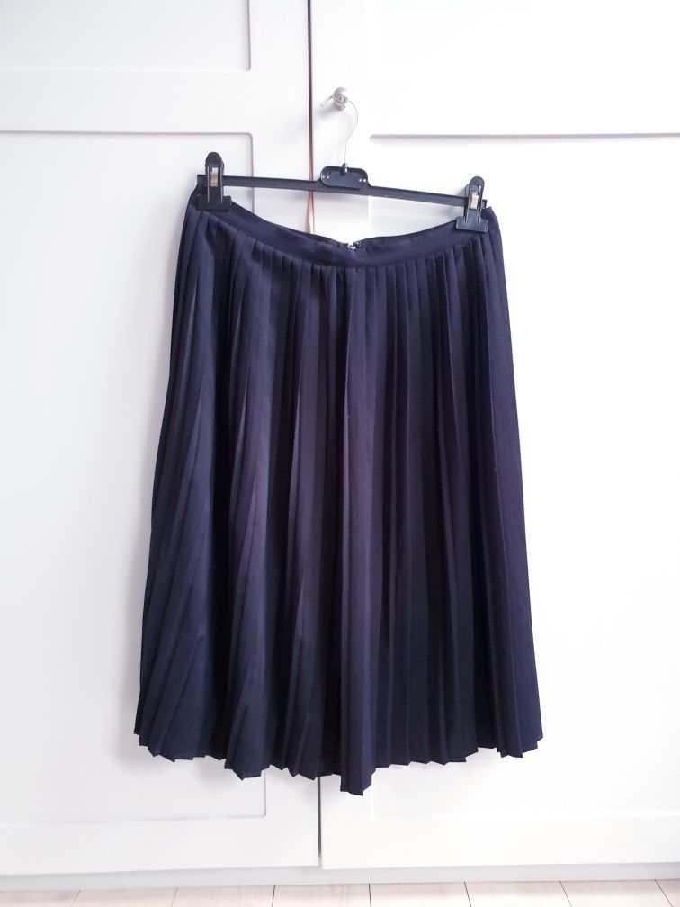 Czarna plisowana spódnica Abercrombie & Fitch 40