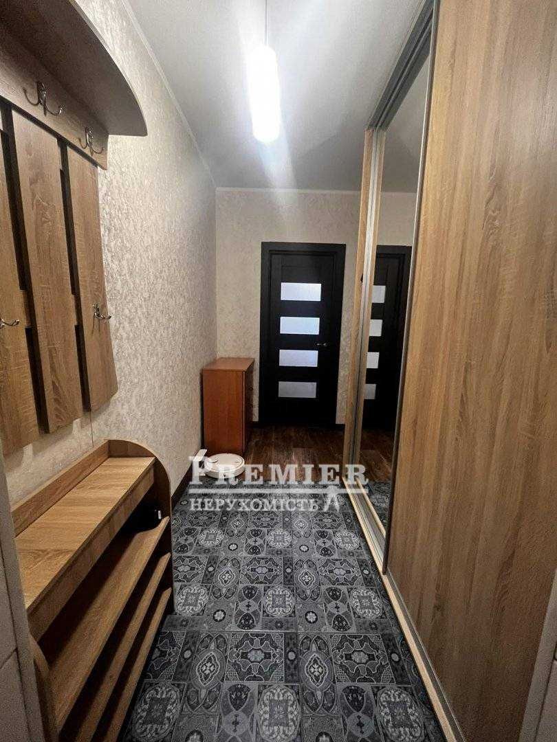 2-кімнатна квартира з ремонтом і меблями в новому ЖК на Левітана