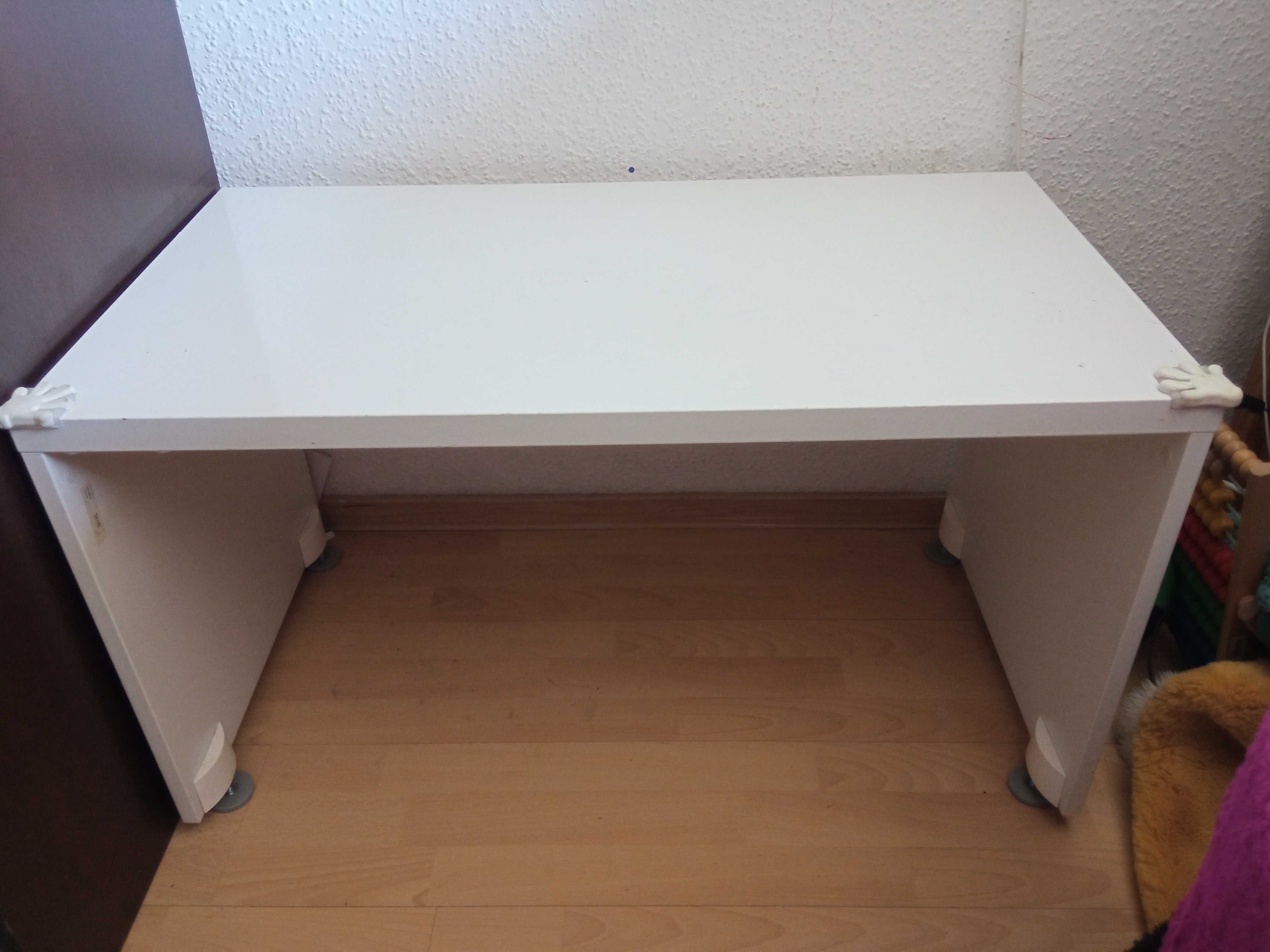 Ikea biurko dla dziecka 50 x 90 białe