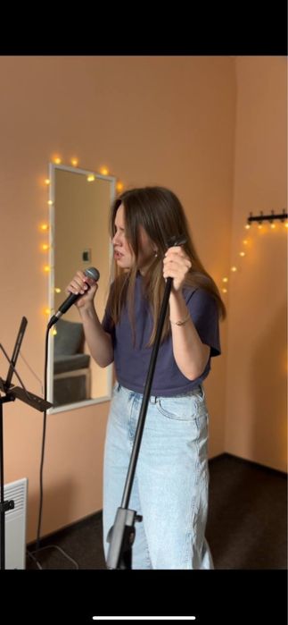 Онлайн Викладач вокалу CVT EVT