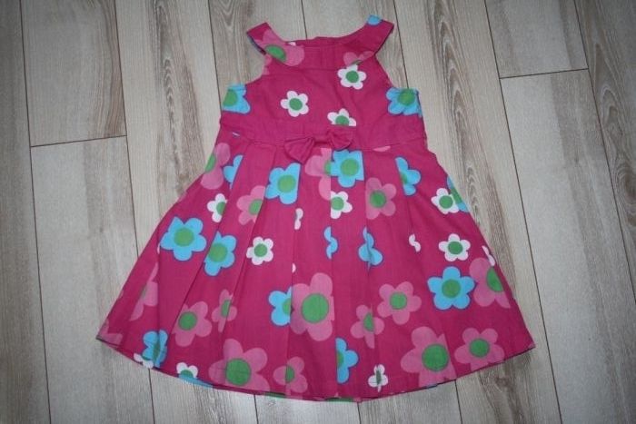 Sukienka letnia w rozm. 74.