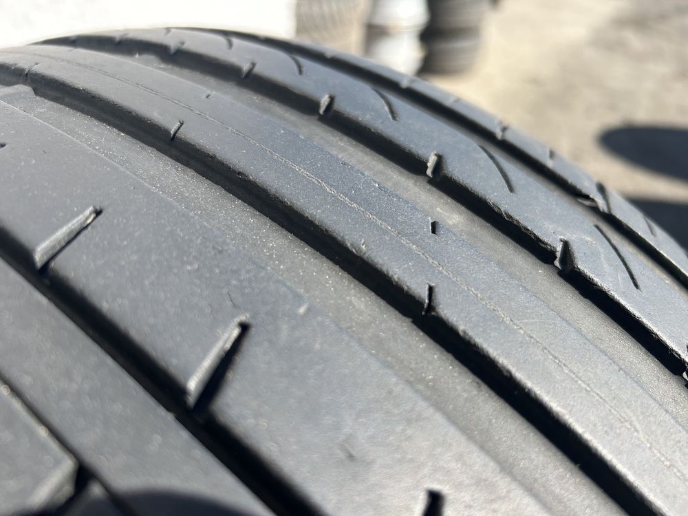 Opony letnie 255/45R18 x4 szt Falken