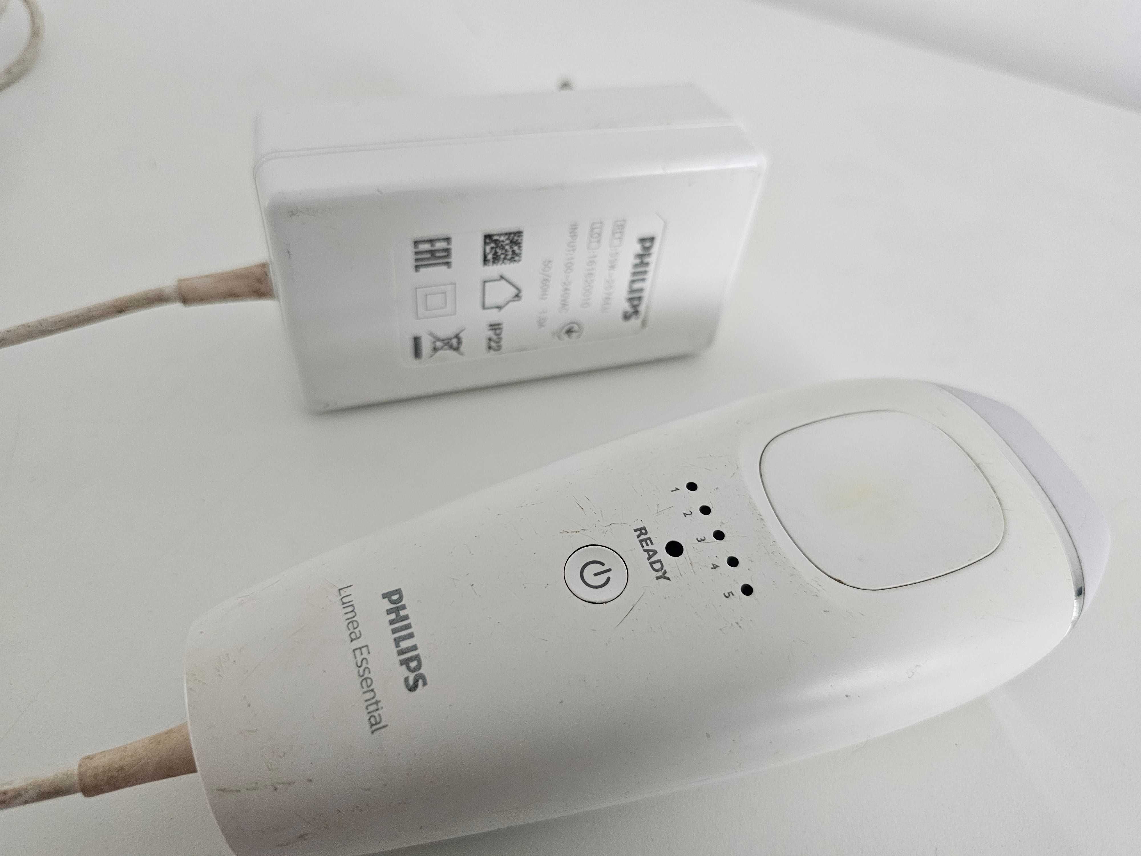 Philips Lumea Essential BRI863/00 depilator świetlny
