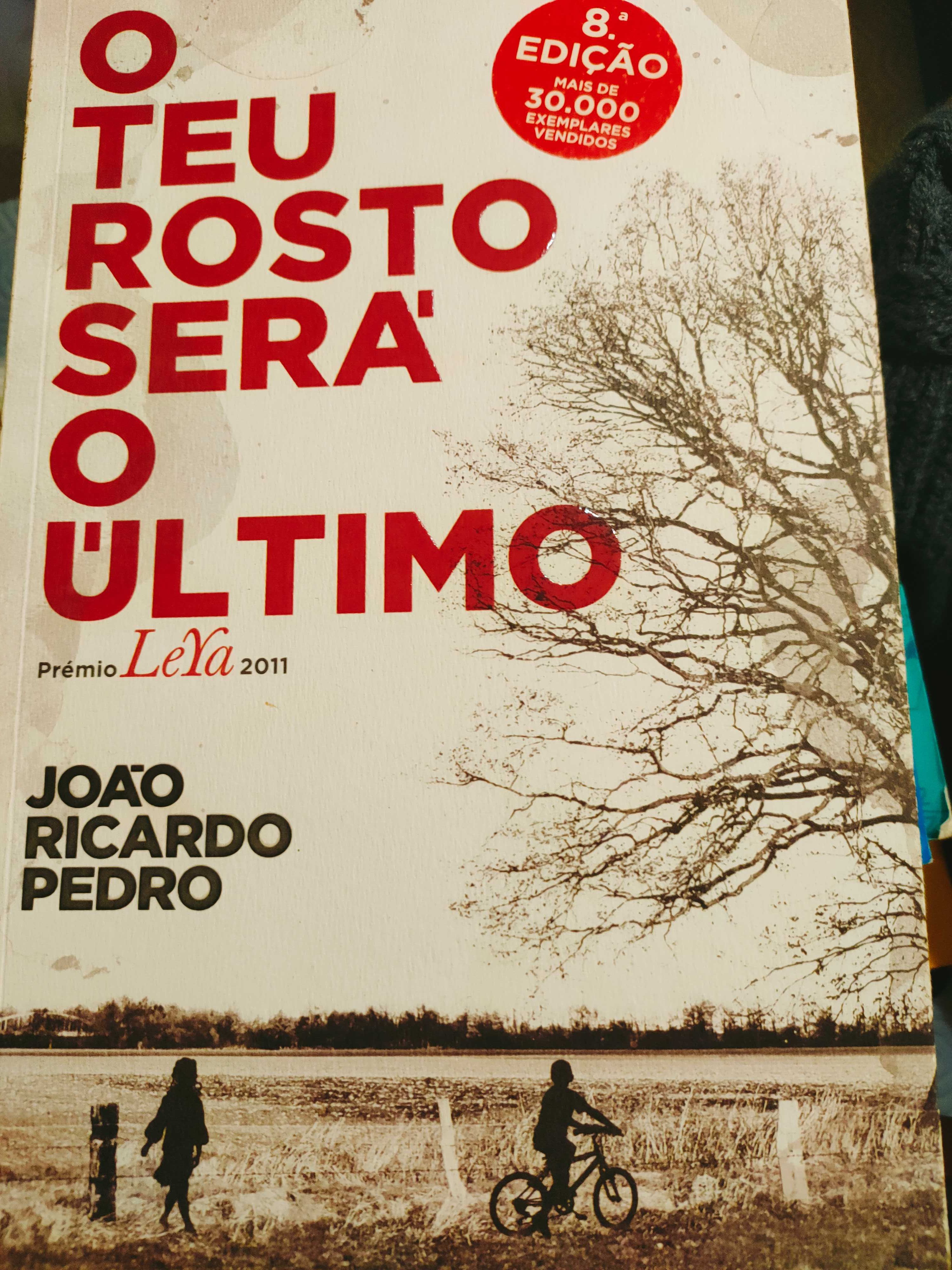 Livro O teu rosto sera o último de João Ricardo Pedro