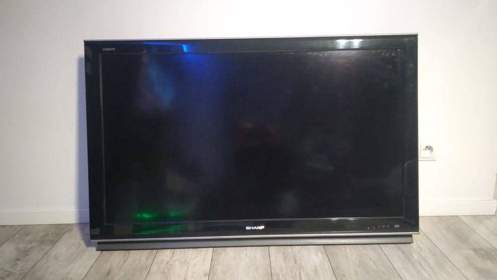 Telewizor  Sharp 46cali