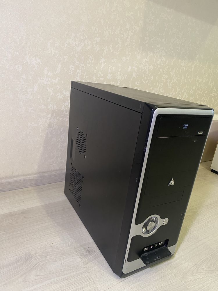 Компьютер Core i3-3220 / 8 Гб Озу/ Geforce 210 / 400 Гб