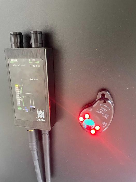 Profesjonalny wykrywacz GSM/GPS lokalizator podsłuchów ukrytych kamer