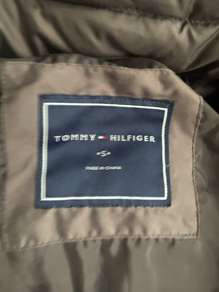 Puchowy płaszcz Tommy Hilfiger S