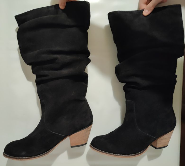 Жіноче взуття чоботи сапоги