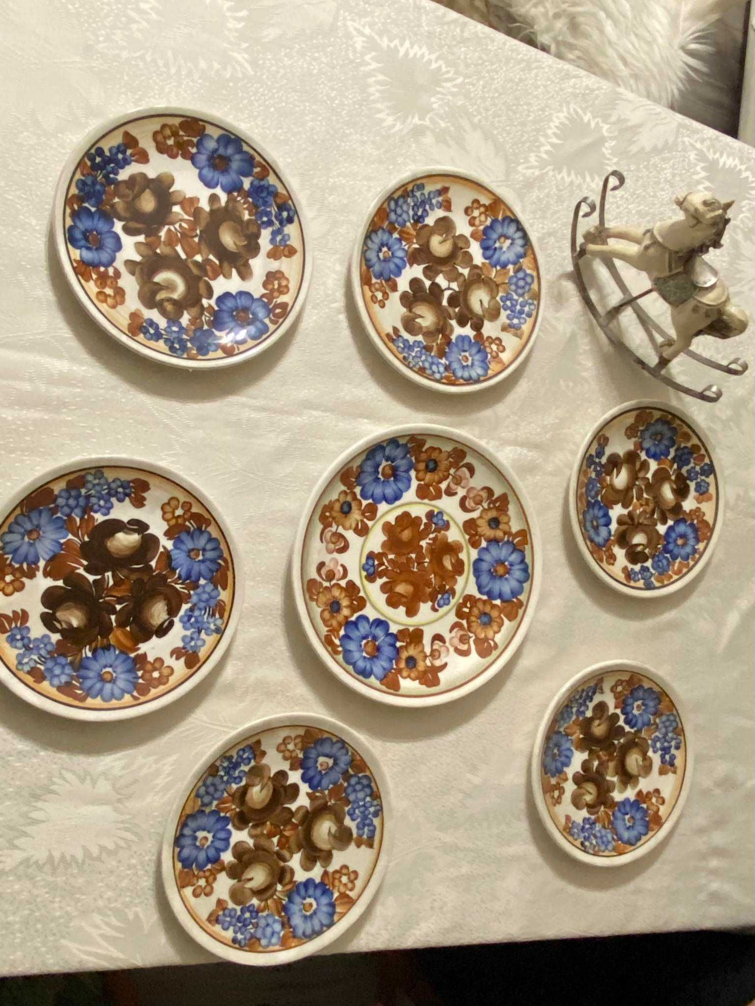 fajans talerze ręcznie malowane kwiaty vintage
