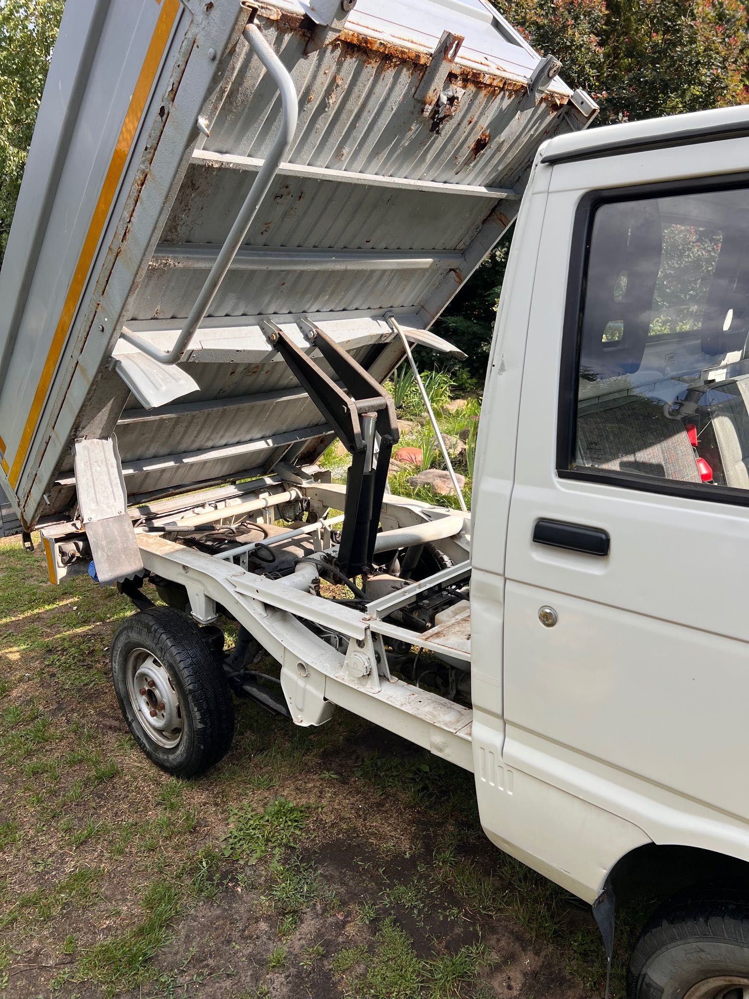 wywrotka piaggio porter 2005