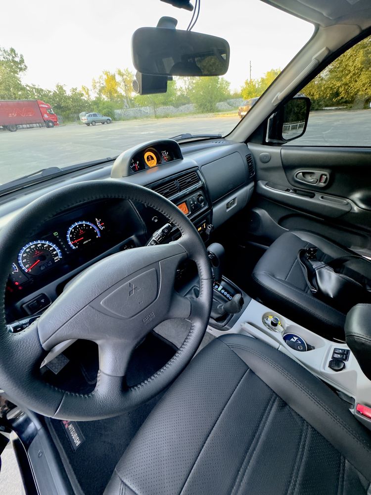 Mitsubishi Pajero Sport