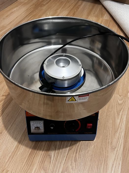 Maquina algodão doce nova