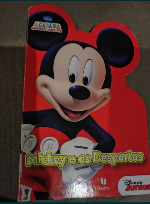 Diversos livros infantis