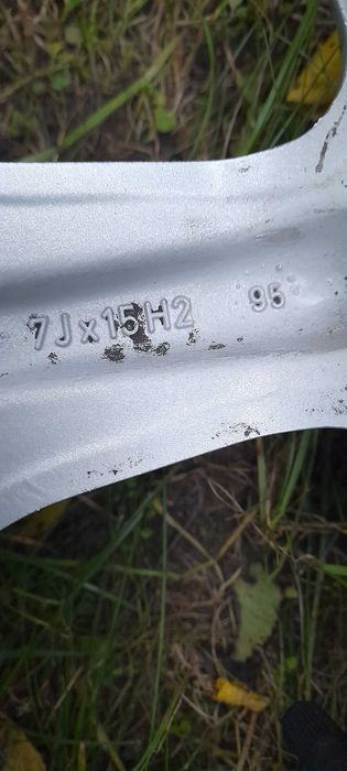 Felgi aluminiowe z oponami koła 15 5x120 BMW