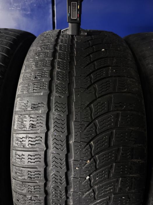 Nokian WR R4 235/45r18 зимова Склад Шин Умань 235 45 r 18