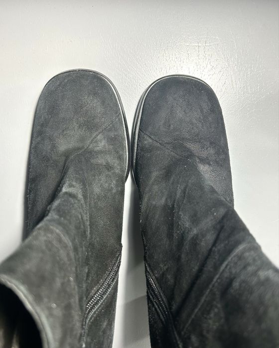 Ботинки чоботи замшеві чорні на підборах на осінь весну