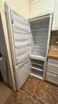 Lodówka BEKO RCSA270K30W