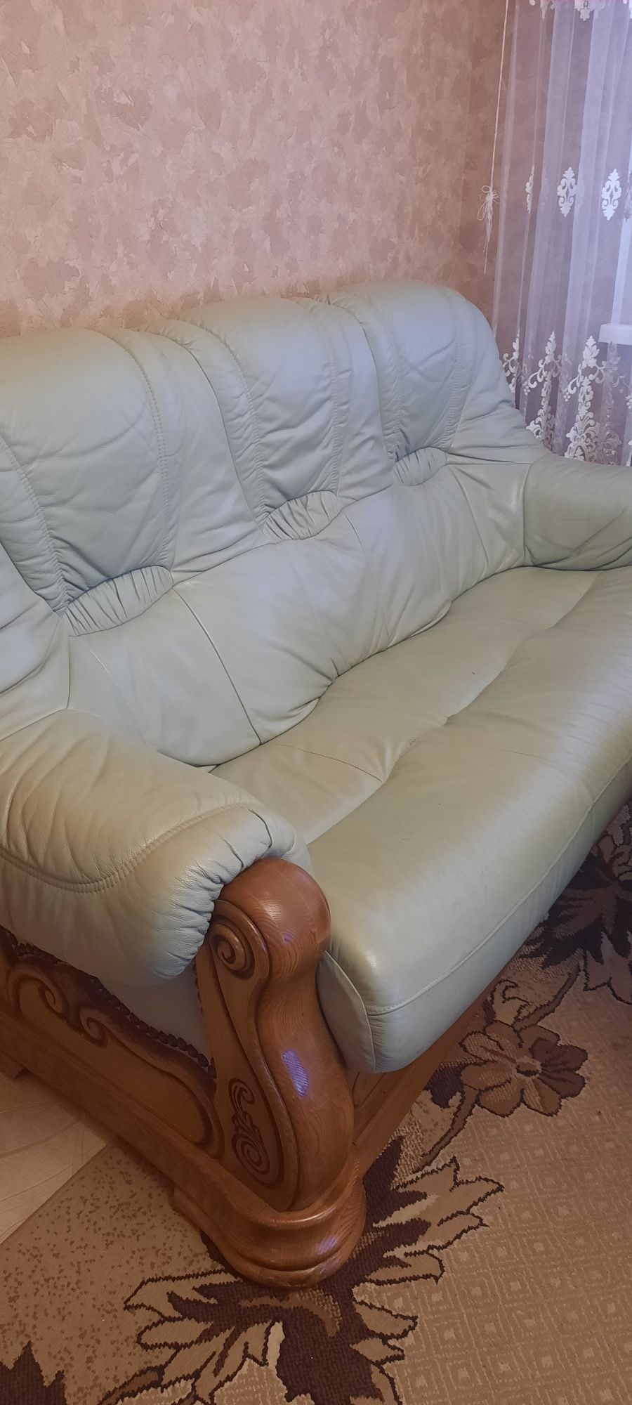 Гарнитур кожаный