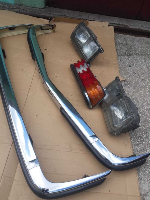 Mercedes 123 TURBO zderzak, listwa