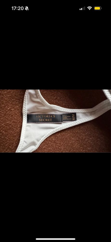 Stringi Victoria’s Secret