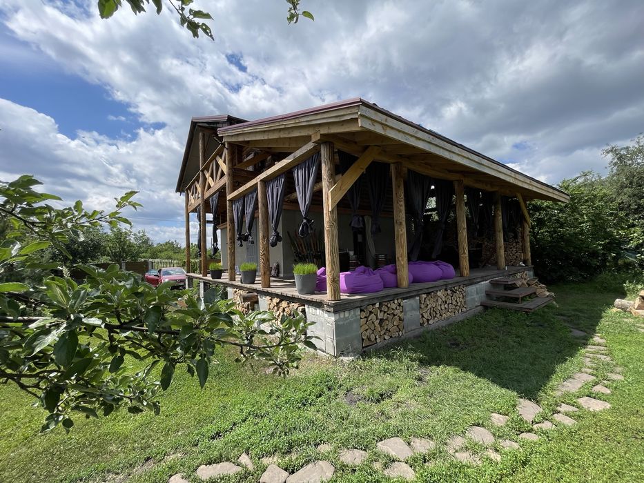 Сдам коттедж с чаном и камином мангальным  двором и террасой