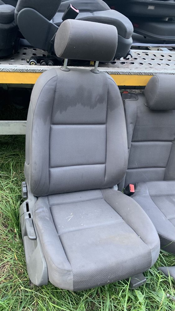 AUDI A4 B6 B7 swing fotel fotele komplet tapicerka boczki wnętrze