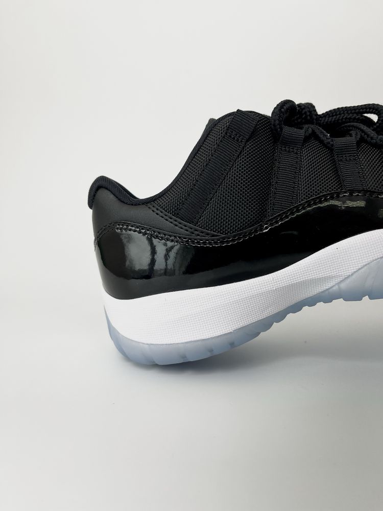 Оригинал Nike Air Jordan 11 Retro Low Space Jam (FV5104 004)