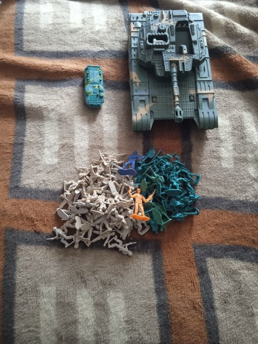 Żołnieżyki z 2 czołgami