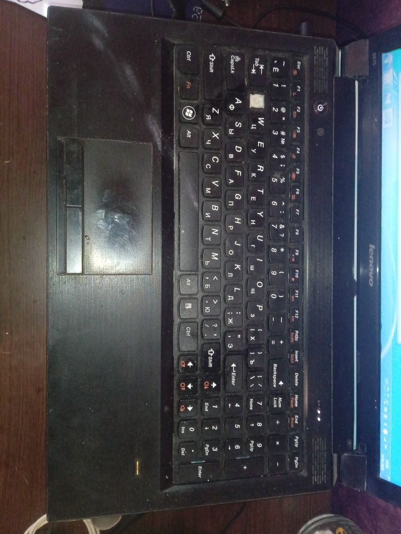 Меняю ноутбук Lenovo B575 на рабочий телефон