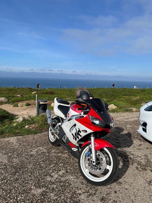 Moto espetacular Yamaha R6 25KW