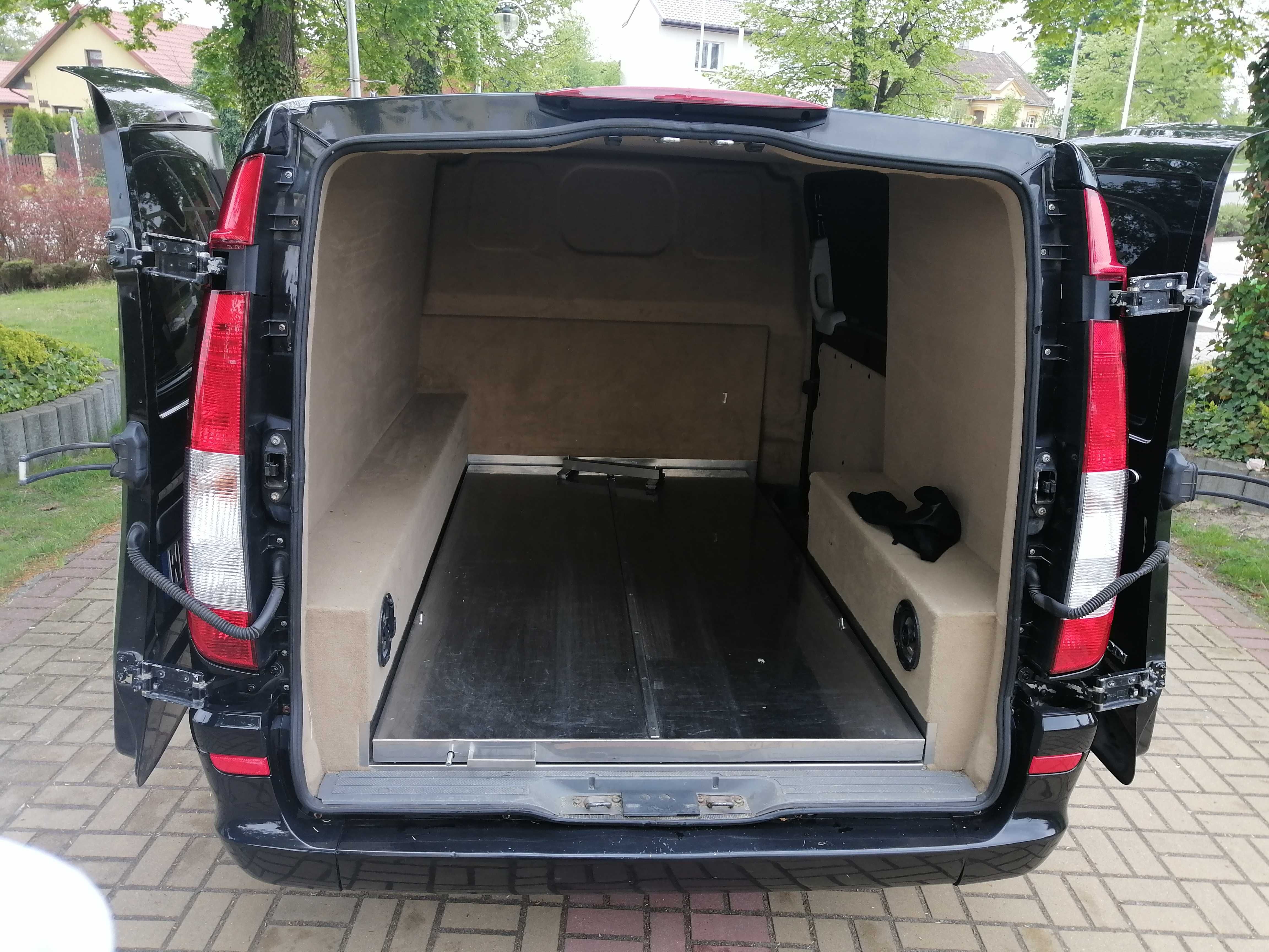 Karawan pogrzebowy Mercedes Vito