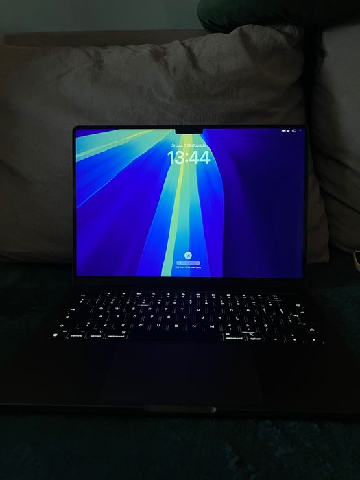 MacBook Pro M4 2024