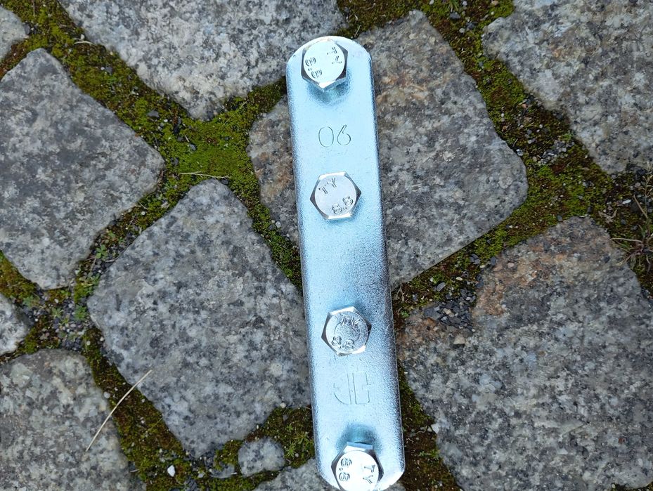Łącznik szyn, stelaży wurth