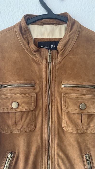 Casaco camel em camurça Massimo Dutti