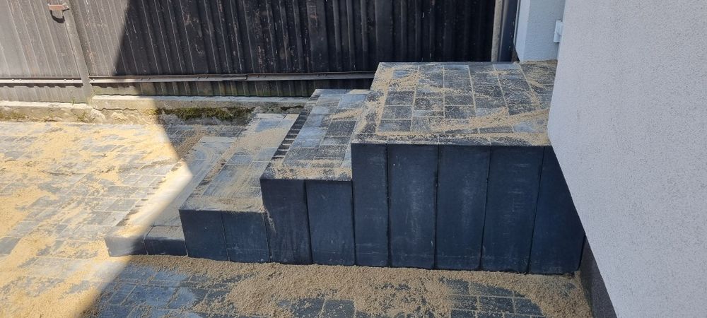 Ukladanie kostki brukowej