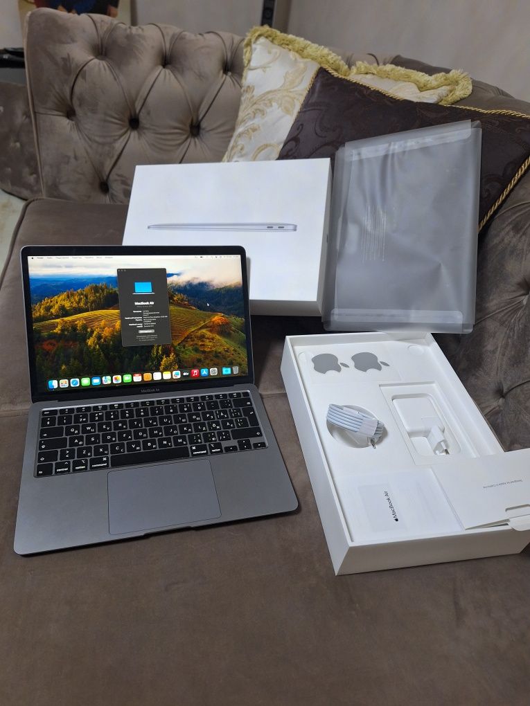 Ексклюзив!MacBook Air 2020 Core i7/16/256 новий акумулятор