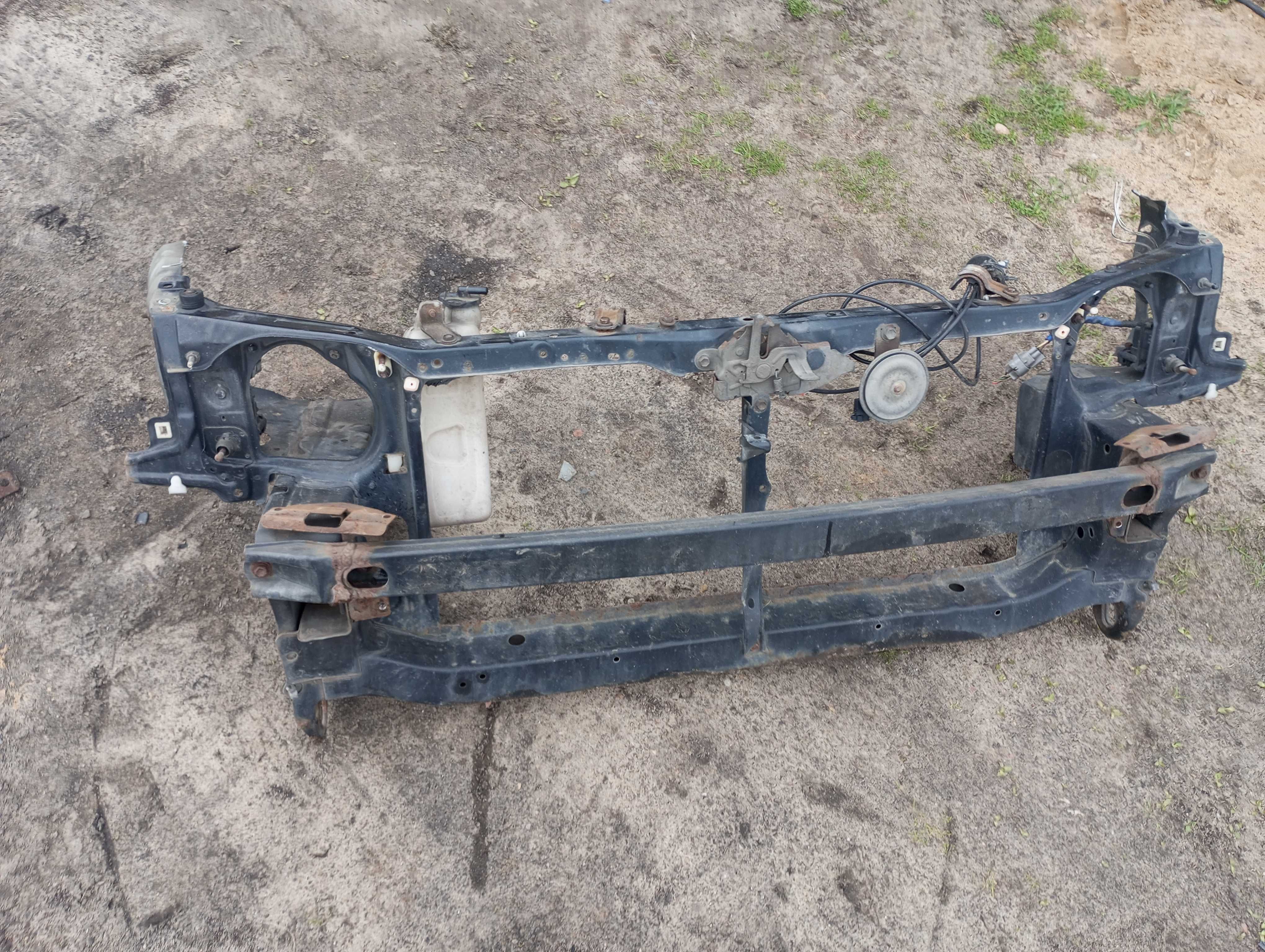 toyota starlet maska błotnik lampa zderzak caly przód