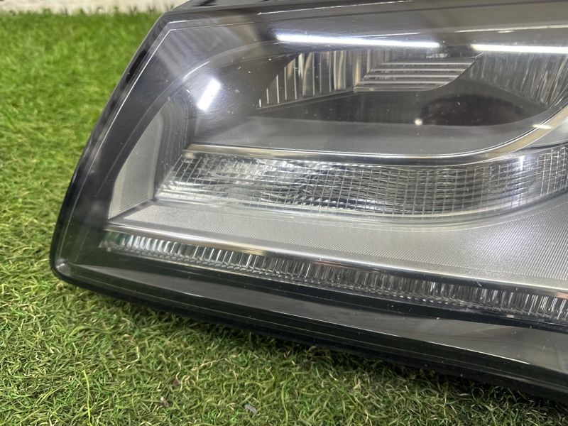 Фара левая AUDI A8 D4 4.2 CDRA 2011