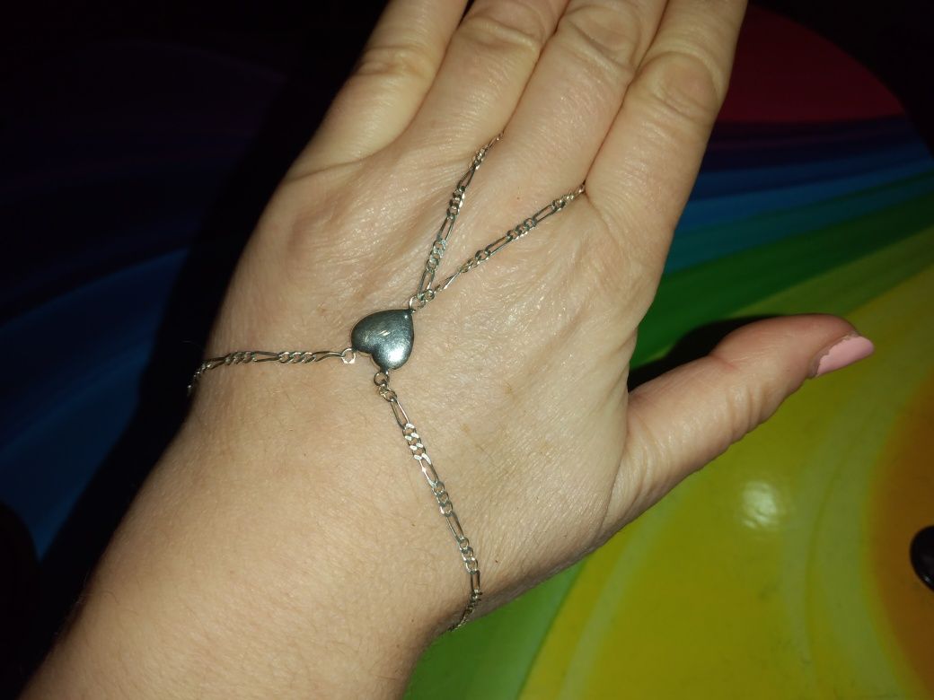 Pulseira de dedo em prata de inspiração índia