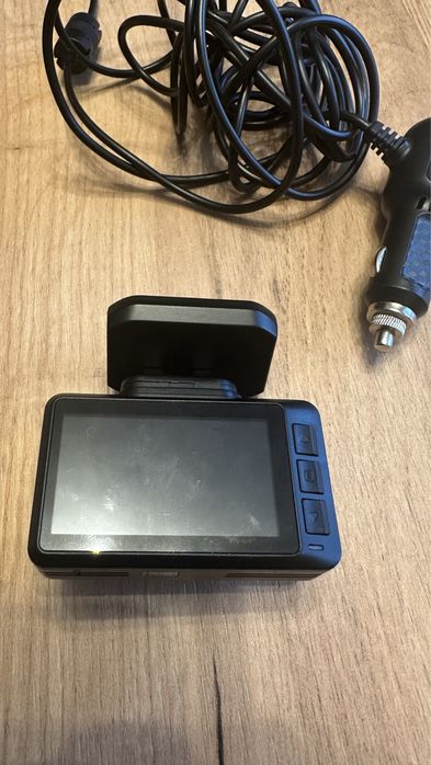 Kamerka samochodowa 4k / wideorejestrator + karta 128gb