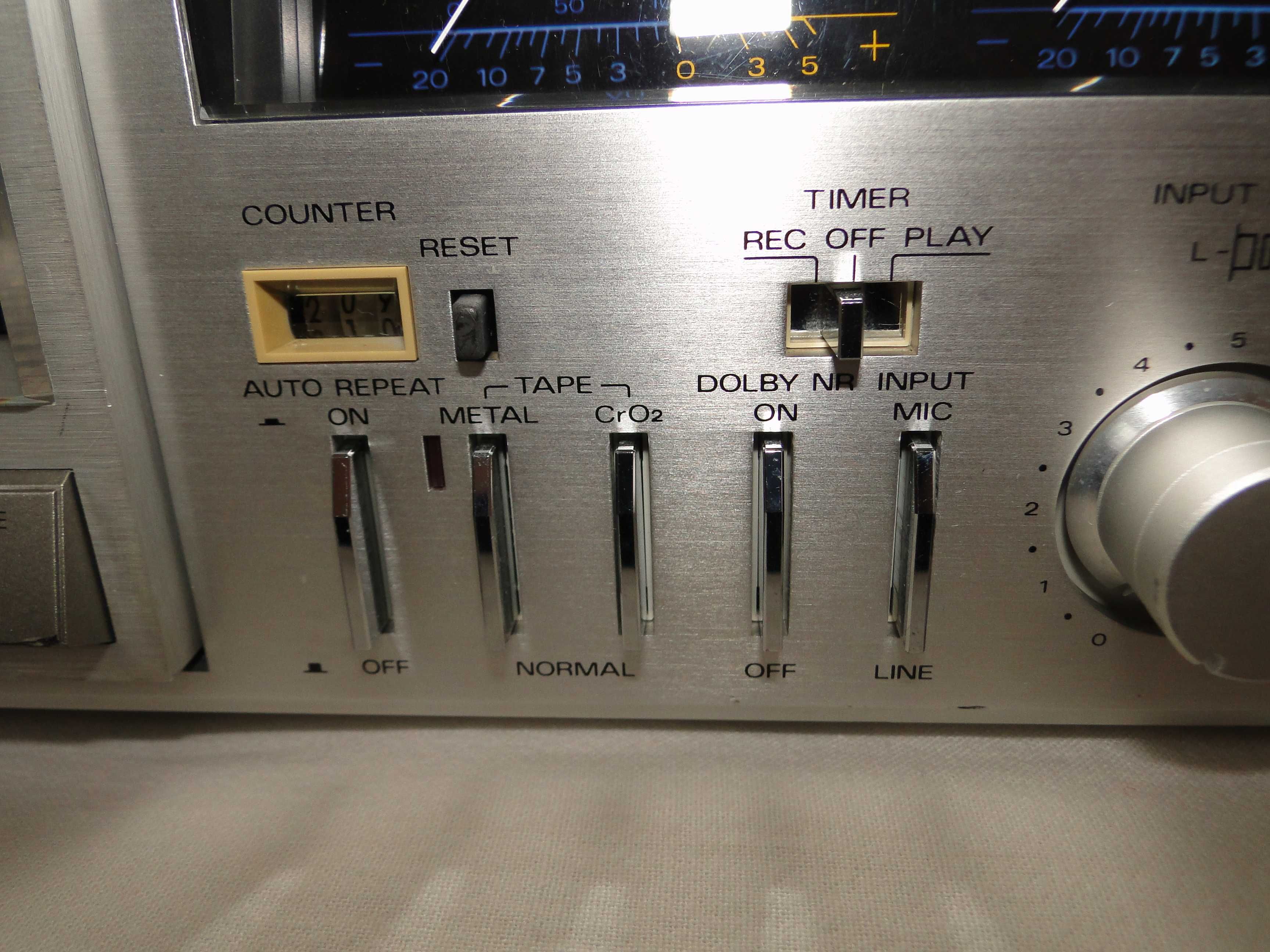 Magnetofon Fisher CR-M300