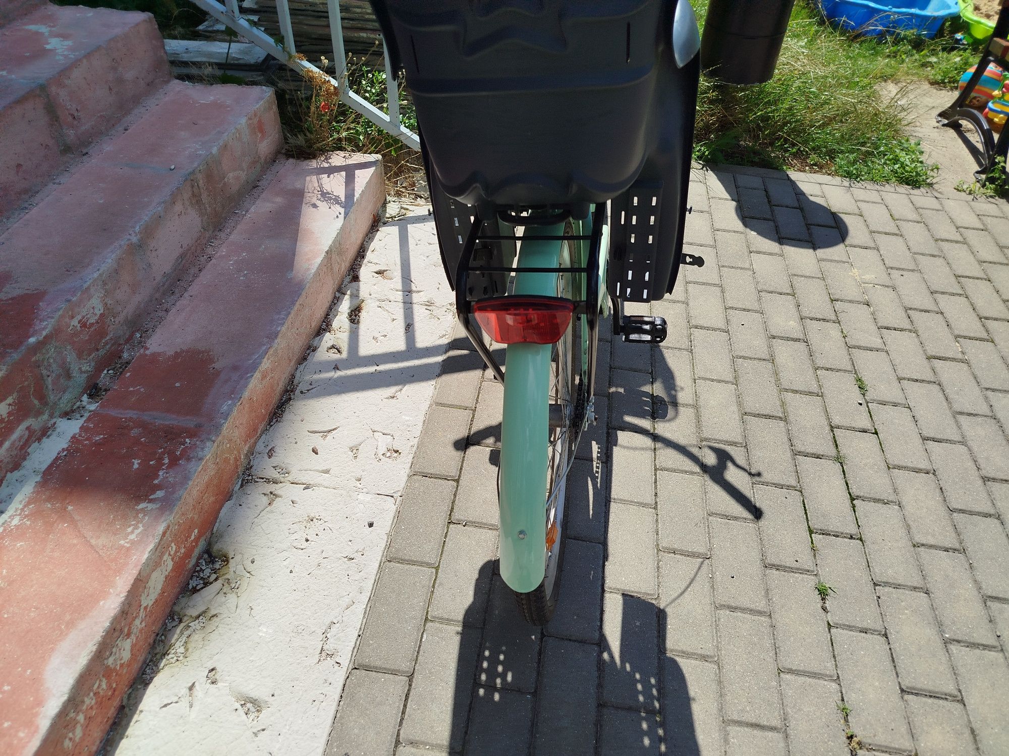 Sprzedam rower miejski w pięknym kolorze